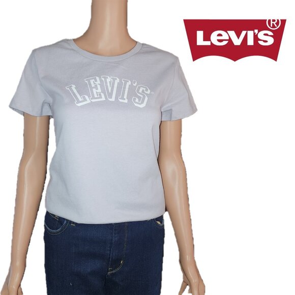 Levi's Tops - Levi’s Tee Shirt NWT Med Lavender